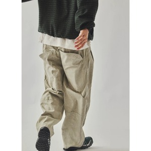 Wide silhouette pants C4585
