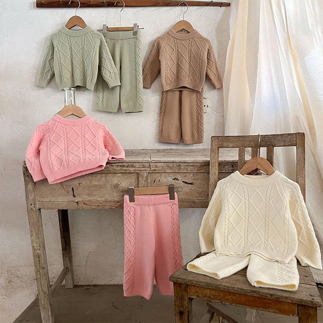 【BABY&KID】冬作ピュアカラーダイヤモンド編みセットアップ