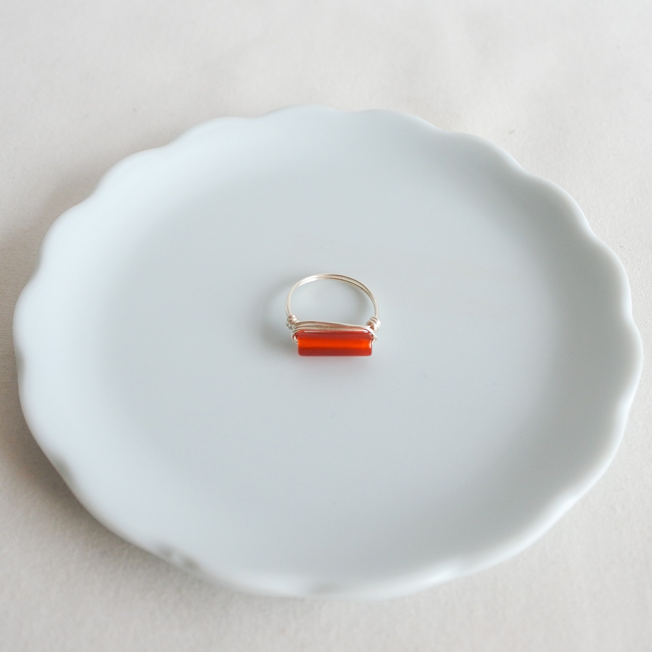 赤メノウ　ほそながい　シルバーの指輪