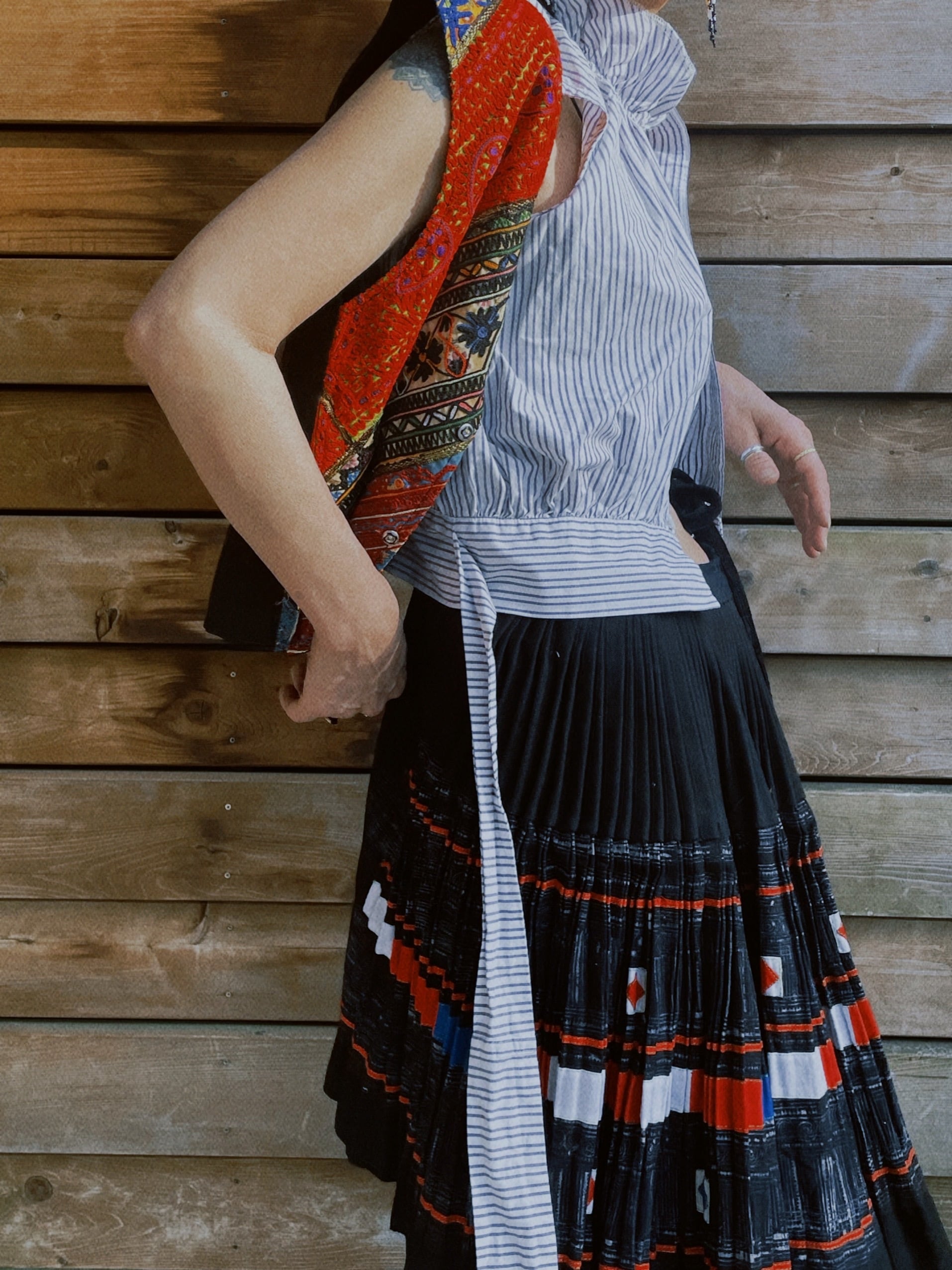 vintage Hmong batik Wrap skirt ヴィンテージ モン族 バティック