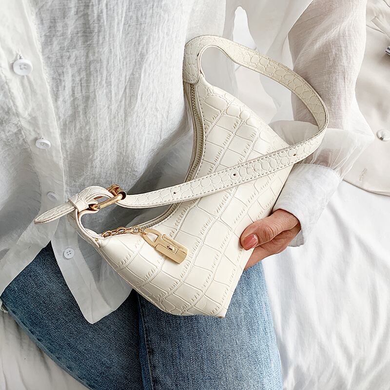 フレンチニッチバッグ女性のバッグ2020新しいトレンディなワイルドテクスチャのショルダーバッグ夏のファッション脇の下のバッグ Tiancai_Wing_Bag7663318