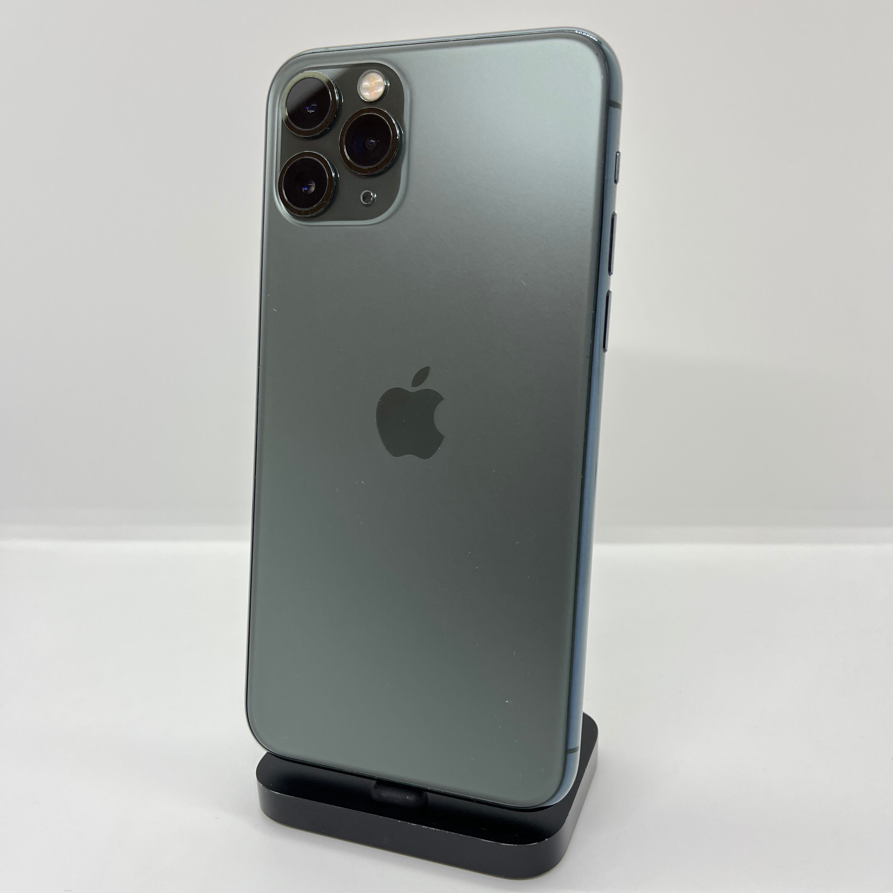 iphone 11 pro 64gb バッテリー100%