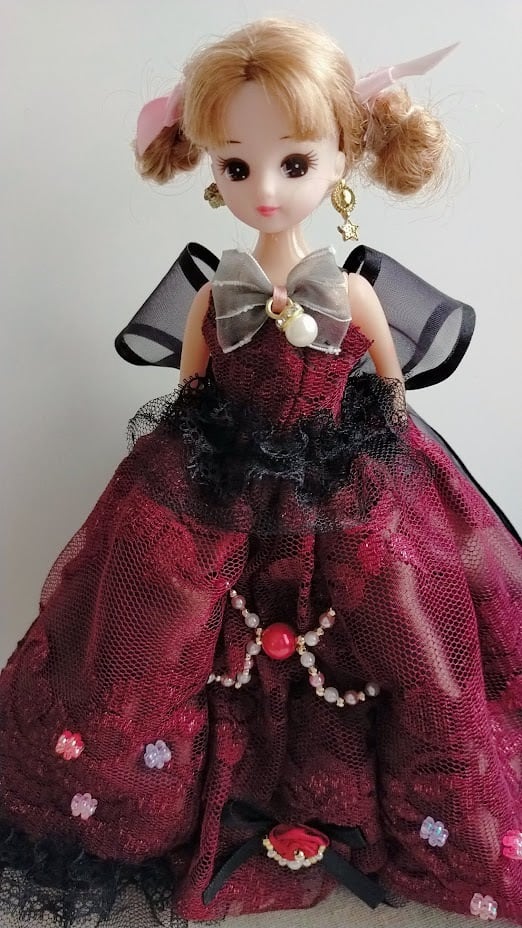 ハロウィンシリーズ】黒とエンジ色のレースドレス | リカコス（リカ