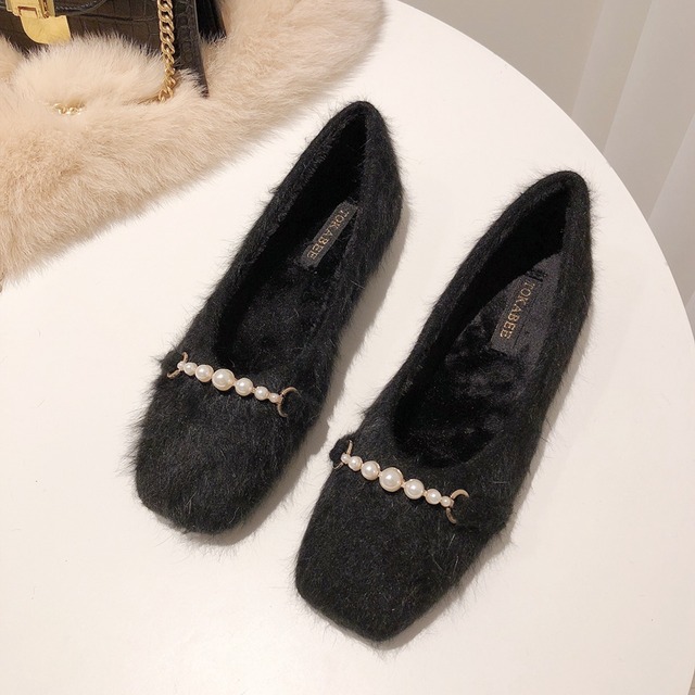 Fur pumps