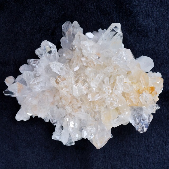 アメリカ産 アーカンソー水晶 クラスター 1.32kg