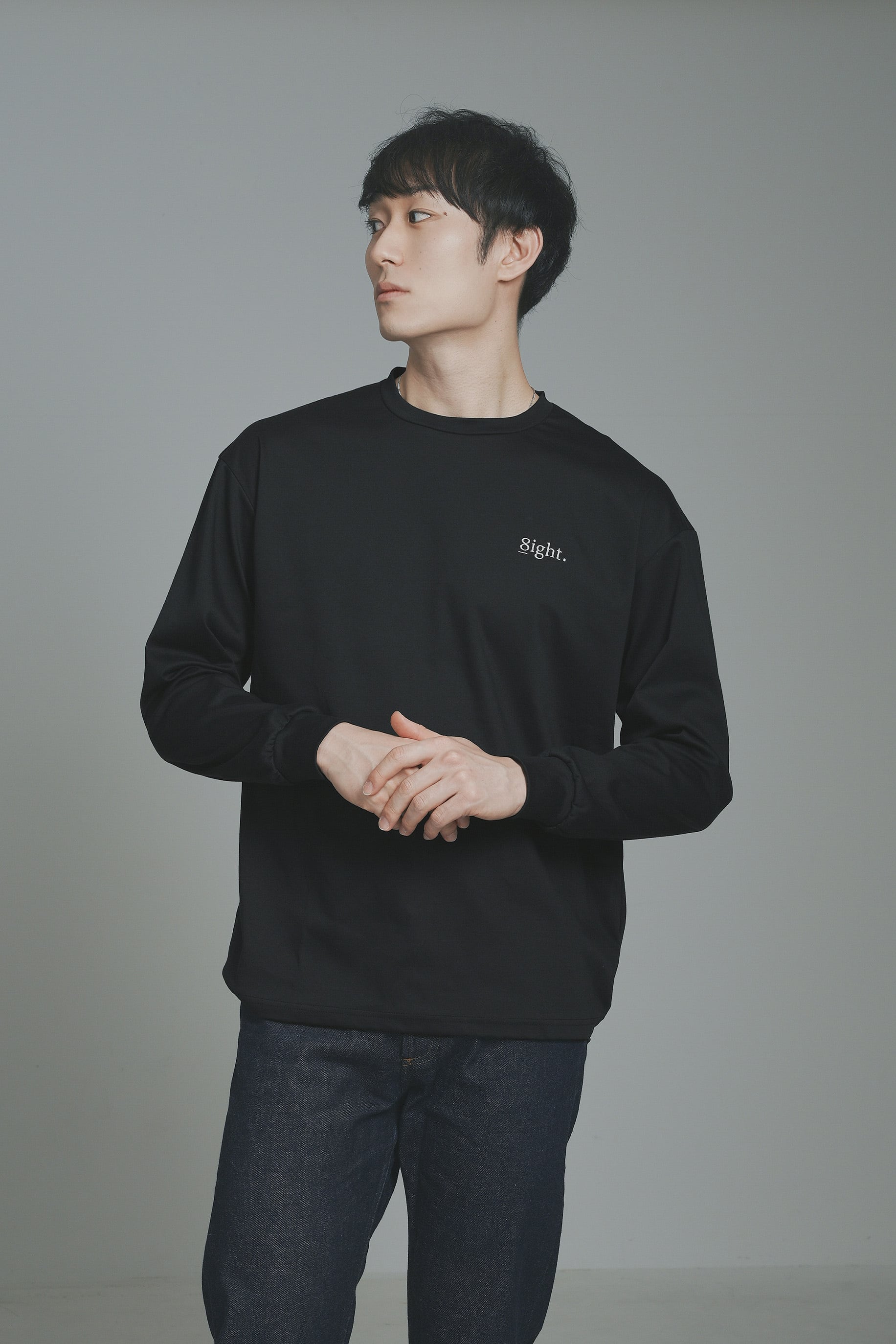 8ight. Long Sleeve T-shirt BLACK | 8ight.