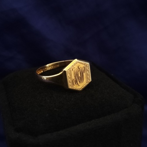 Antique 9ct Gold Signet Ring UK 1862年