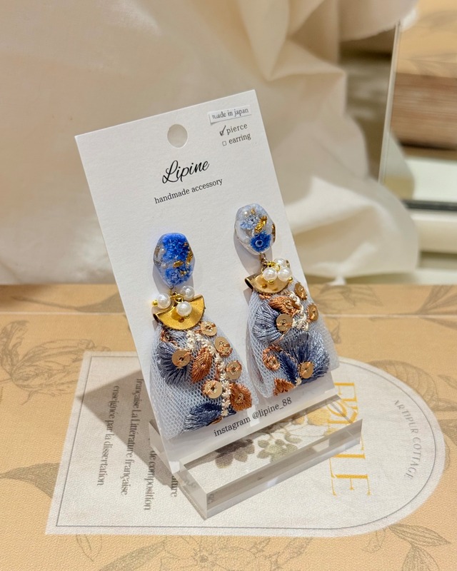 刺繍ピアス（A71-2）④