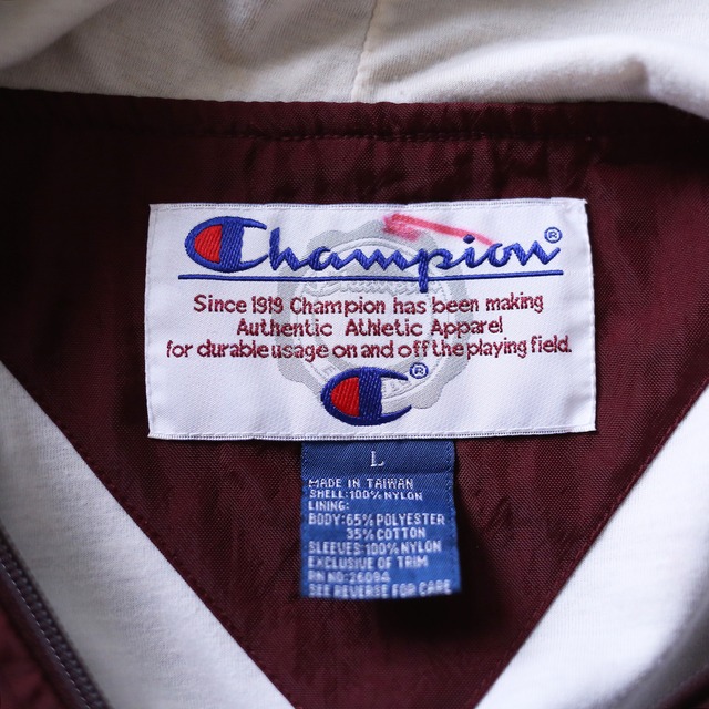 "Champion" knit switching design over silhouette half-zip nylon parka