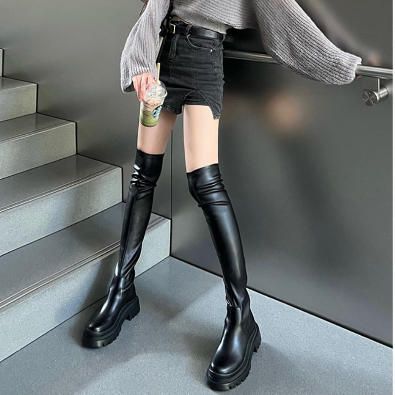 YELLO☆ニーハイブーツ 厚底ニーハイブーツ 黒 yello イエロー yellowスニーカーブーツ 厚底