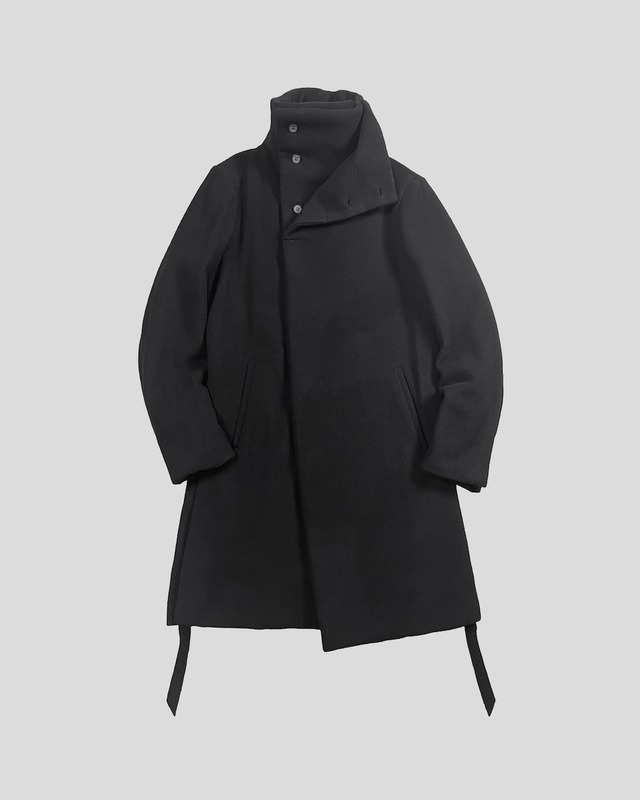 ASKYY / DOUBLE-LAYERED HIGH NECK PADDED COAT / BLK