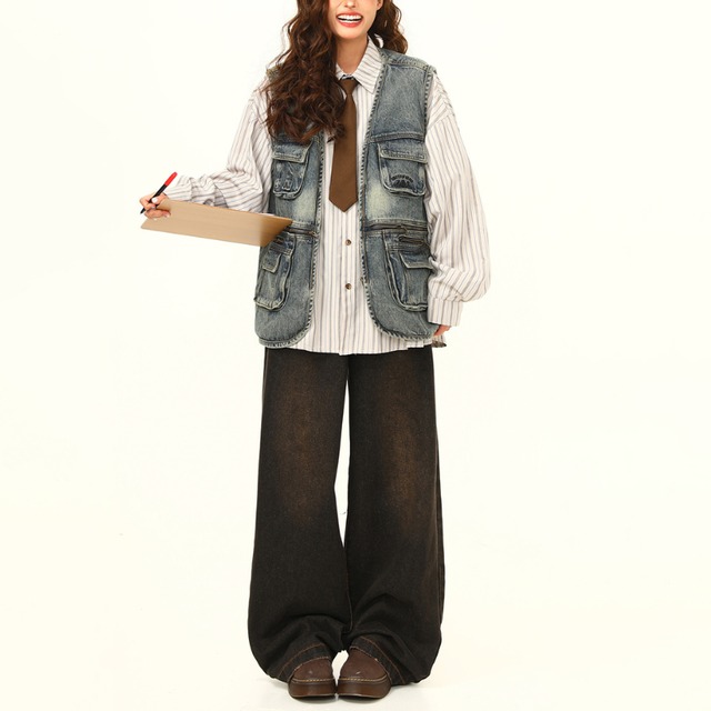 pocket design denim vest　ポケットデザインデニムベスト　J1495