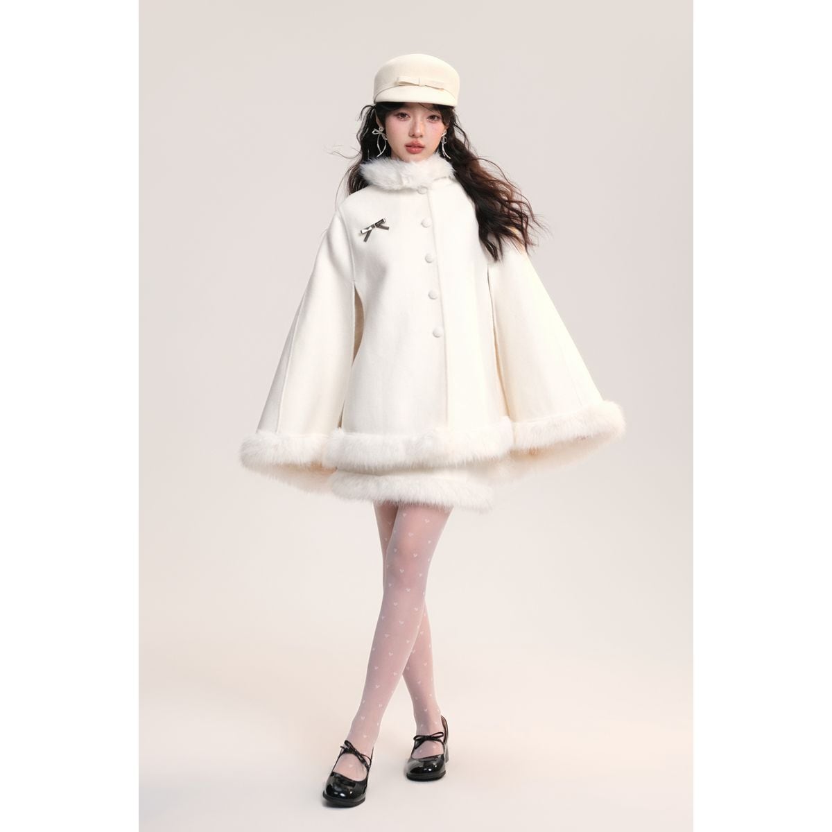 ふわふわネックケープセットアップ：ケープ | Maiden's Rêve