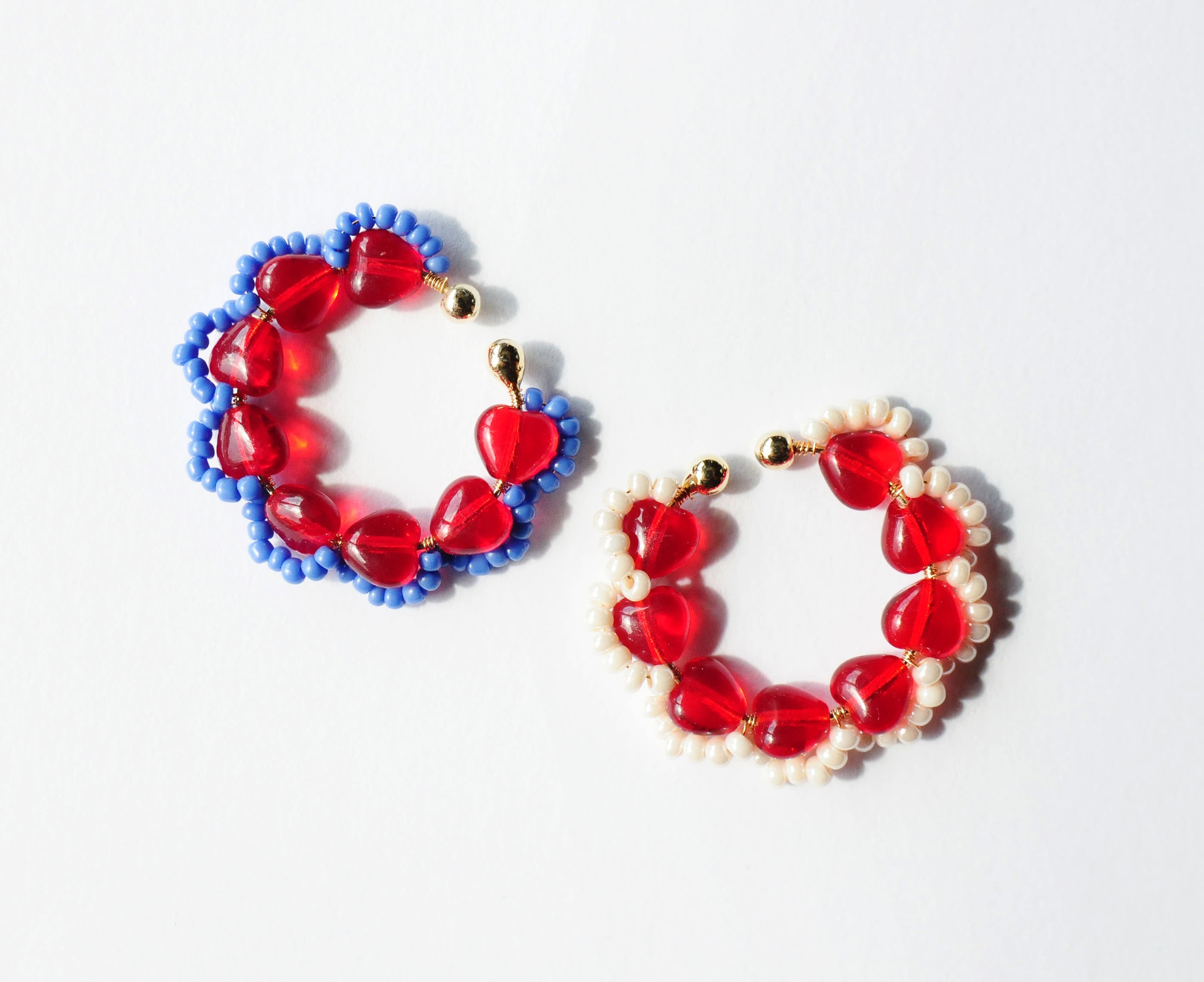 <Rollo~イロヅクビジュー~>イヤーカフ『 Akai heart × Shiro 』