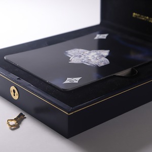 VISIONAIRE 21 DECK OF CARDS /  THE DIAMOND ISSUE