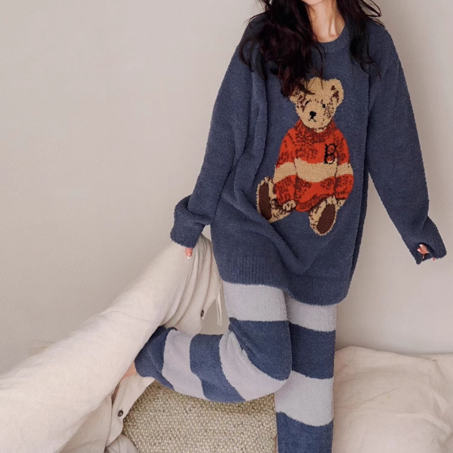 【M-XL】fleece bear＆stripe pattern pullover style pajamas p1116