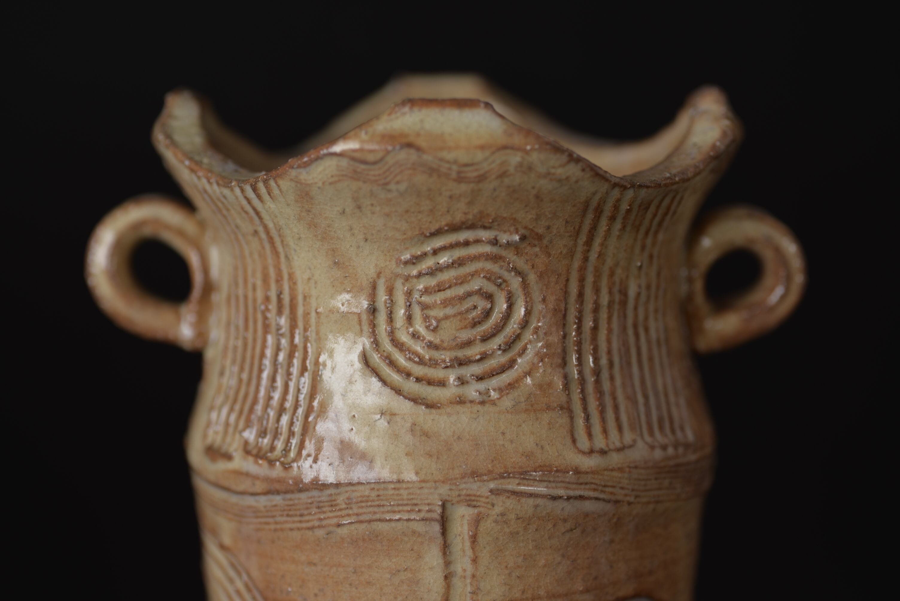 縄文土器 風　花器　花瓶　鉢 縄文土器 風 花器 花瓶 鉢 縄文土器 風 花器 花瓶 鉢 縄文土器オブジェ