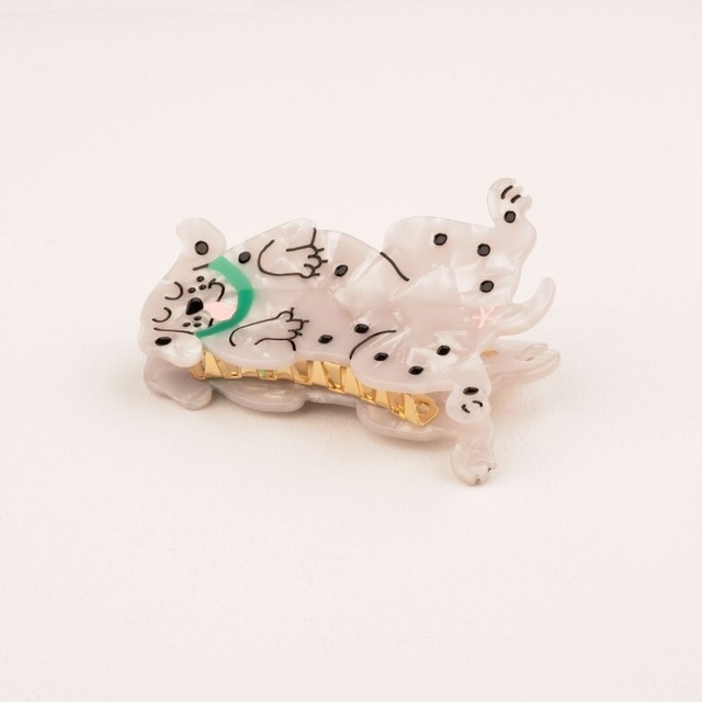 coucou suzetto  Dalmatian Hair claw