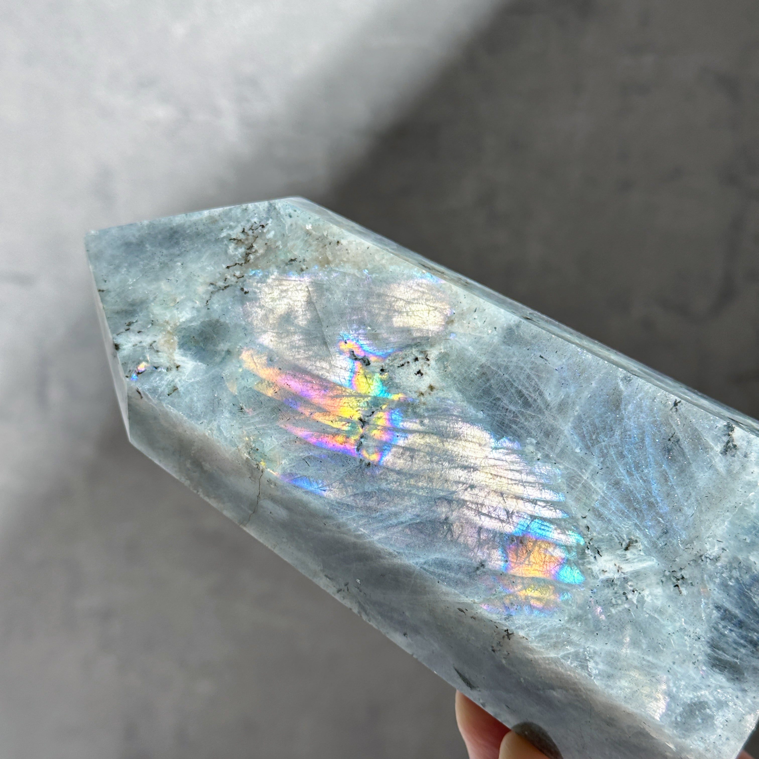 グレーのラブラドライト タワー11◇ Labradorite ◇天然石・鉱物