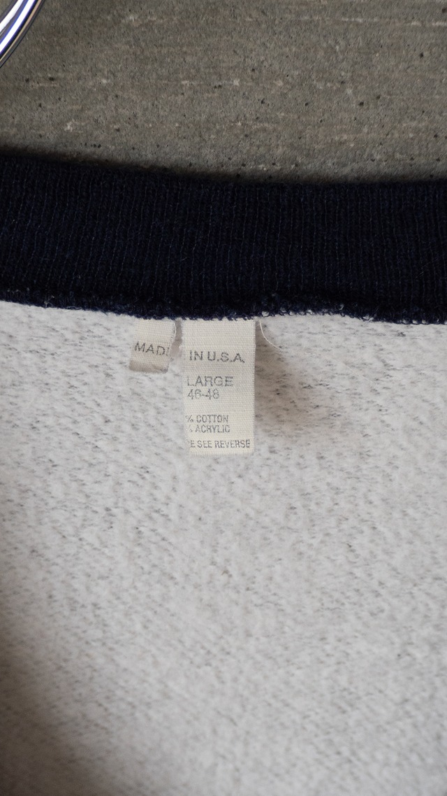 "Washington Mills" 1980s V-neck trim sweat