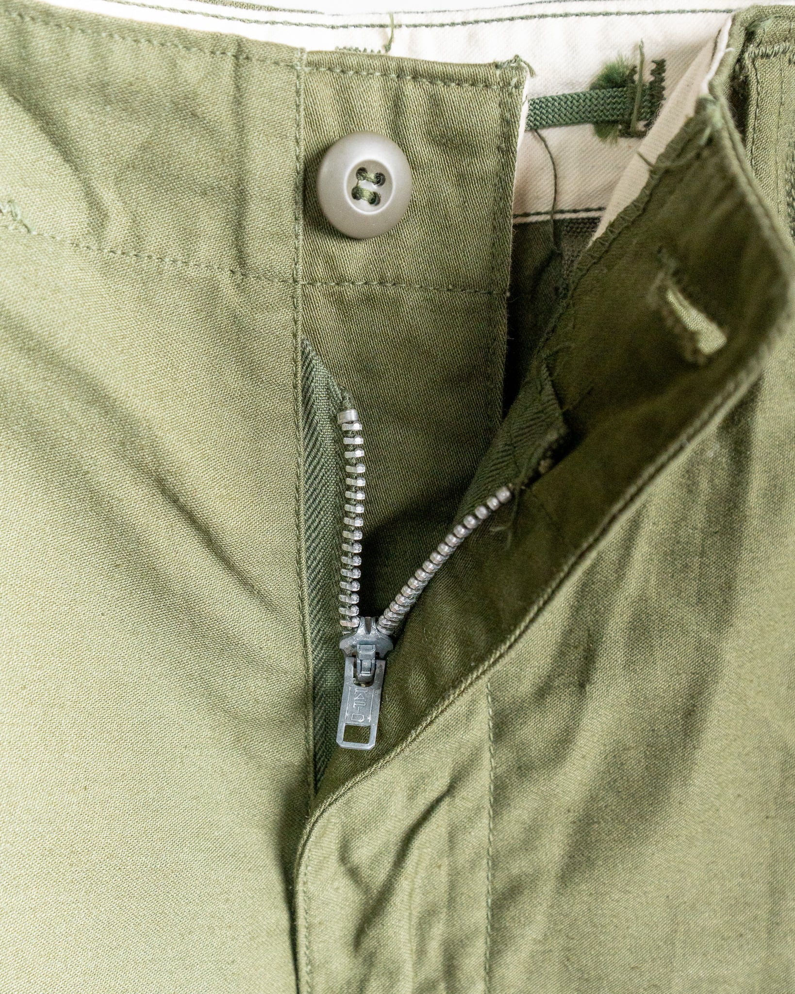 アメリカ軍　米軍　ミリタリー　M65 カーゴパンツ　S-R DEADSTOCK】U.S.Army M-65 Field Trousers Aluminum Zipper 