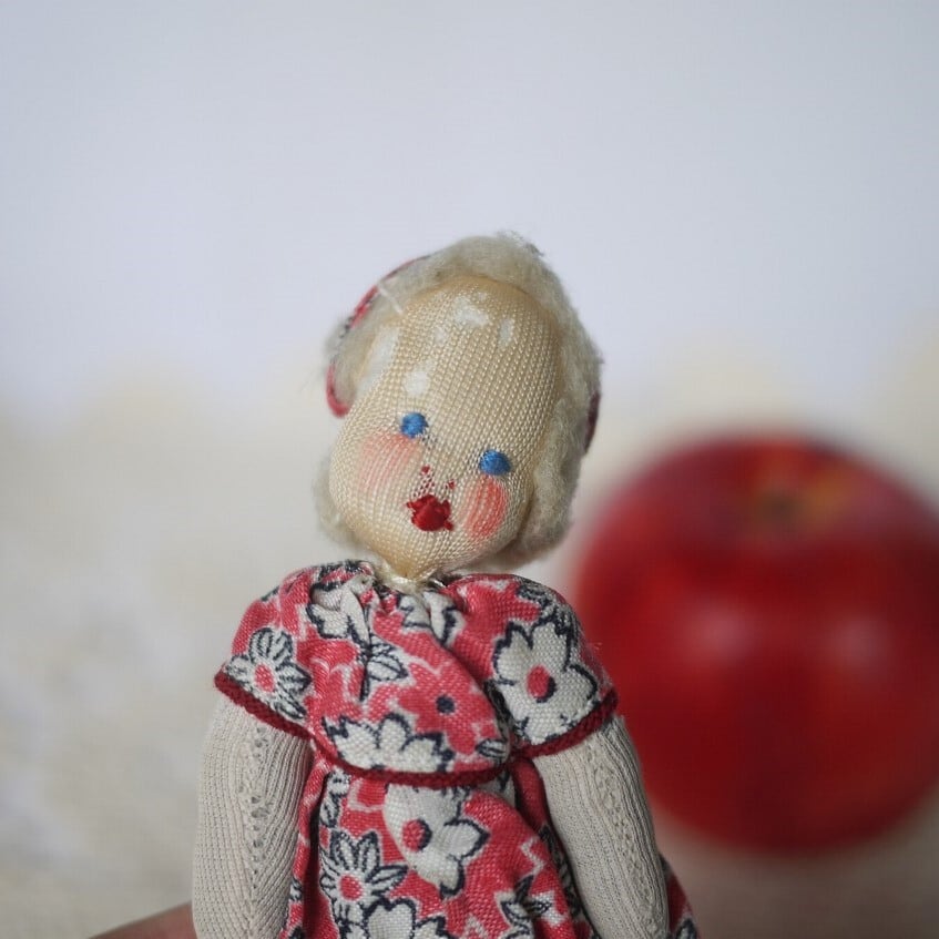 北欧ヴィンテージ布のドール