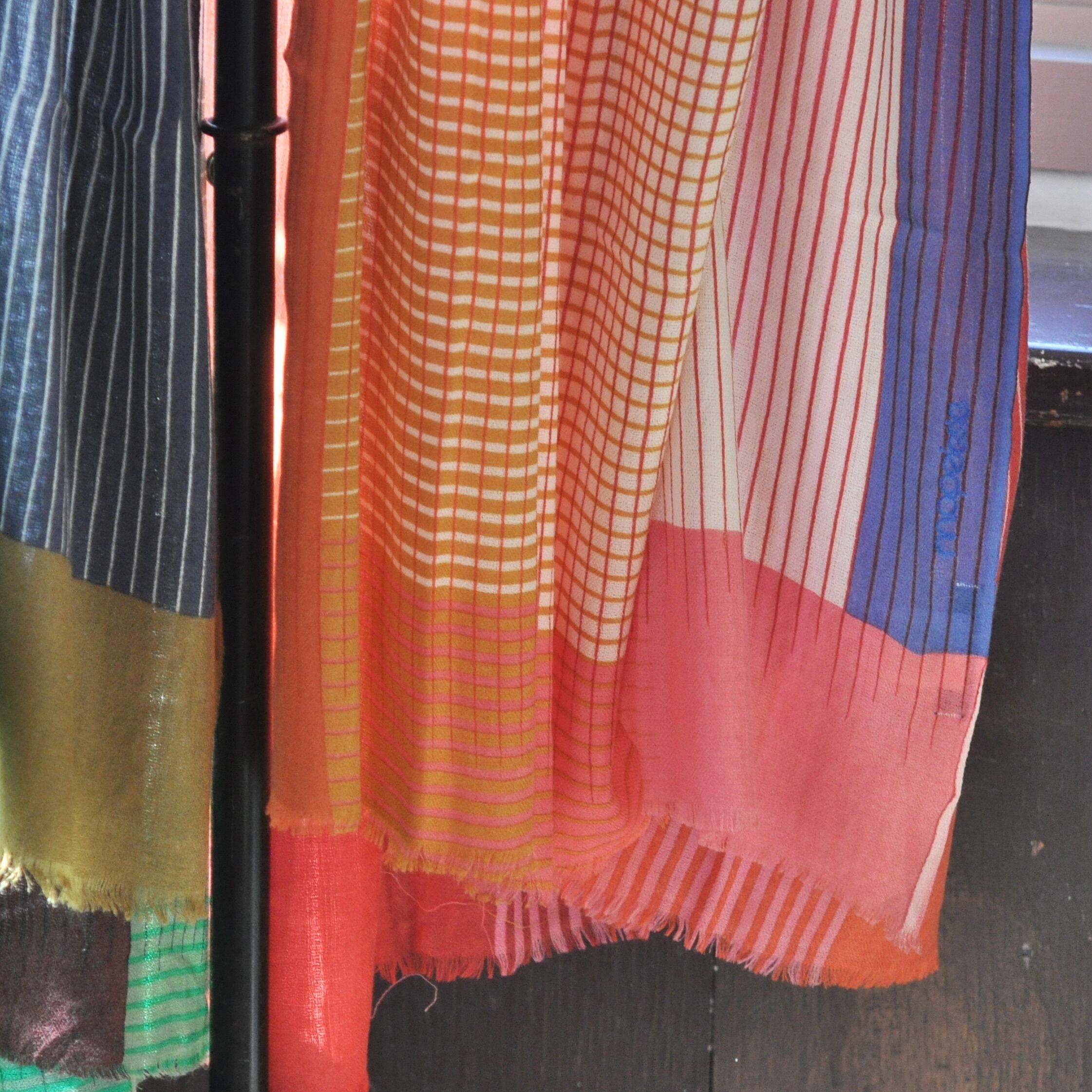 MAPOESIE wool × silk scarves (Rose)