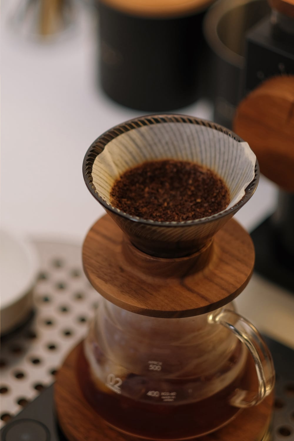 PROLOG Wooden Dripper Holder for HARIO V60 | GOLDEN FOREST
