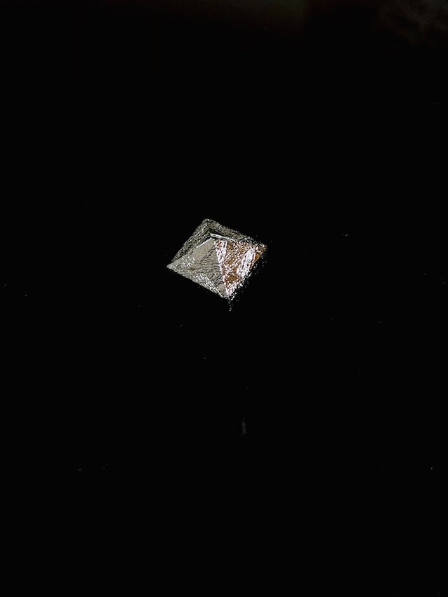 希少！ギベオン隕石のピラミッド(シルバー)
