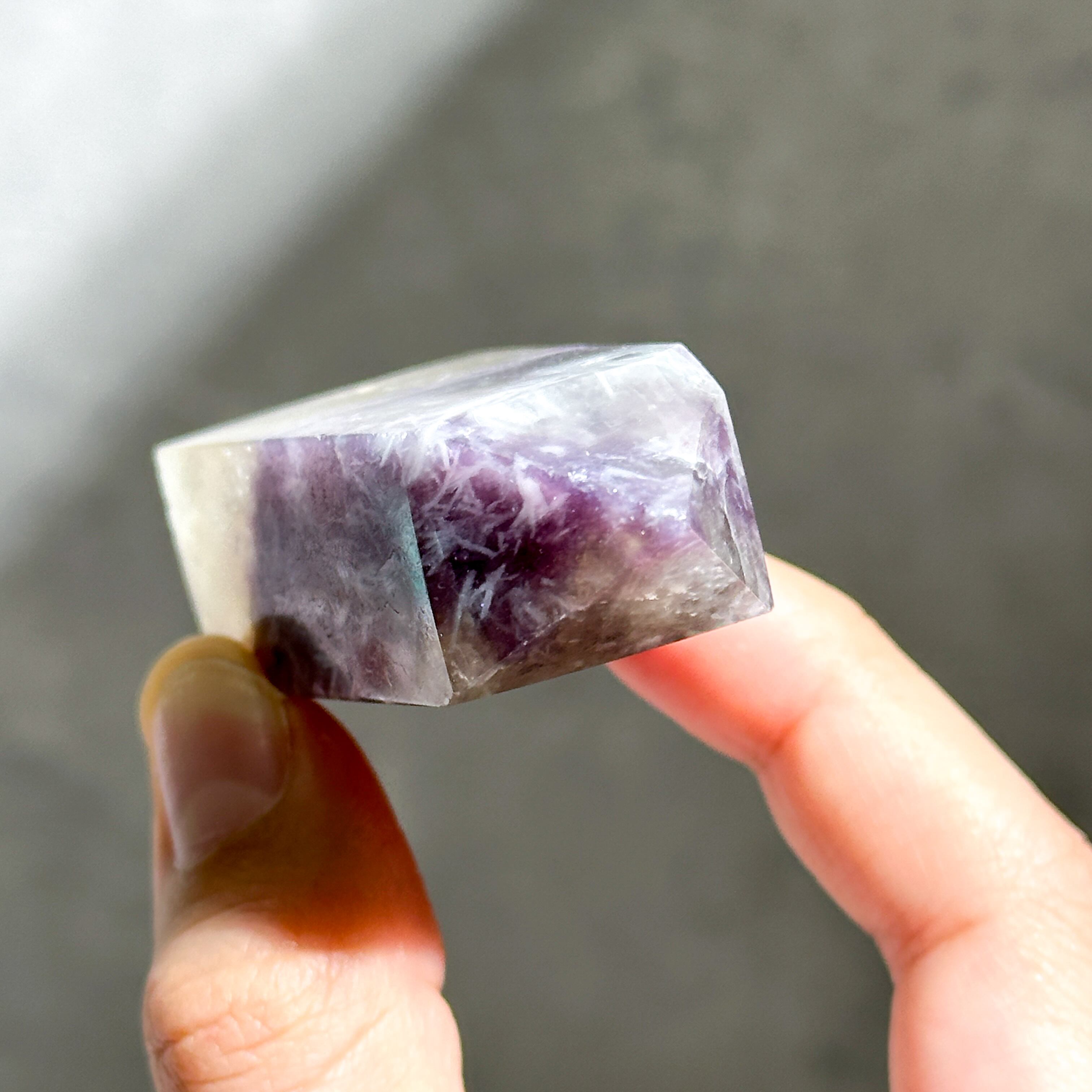 ユニコーンストーン タワー53◇ Unicorn Stone ◇天然石・鉱物