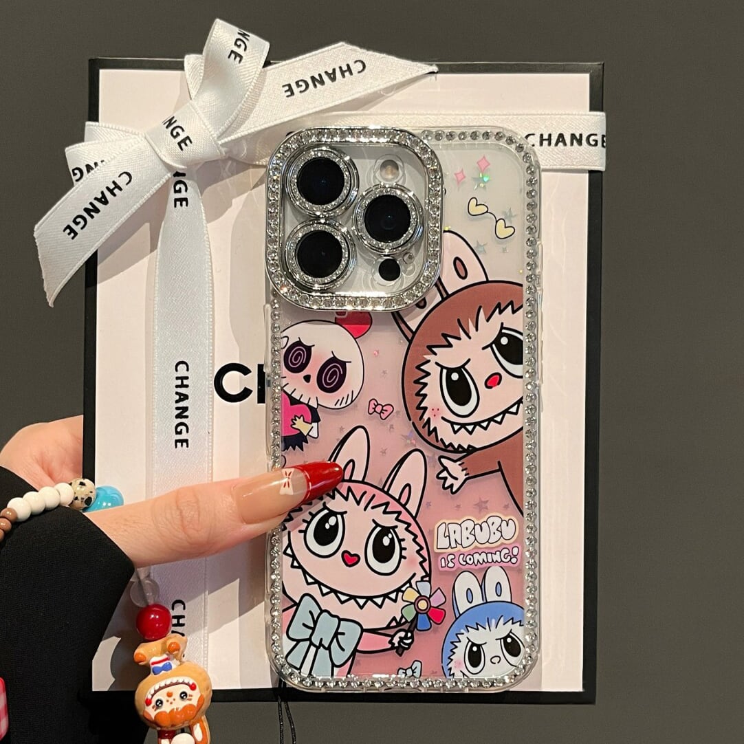 Labubu カメラ周り全面ラメ レンズ保護付き iPhone 16 Pro Max/17 Pro/14 Plus/13 Pro/12/15 対応 グラデーションピンク 可愛い 爆閃 光る 高級感 ケース the monsters