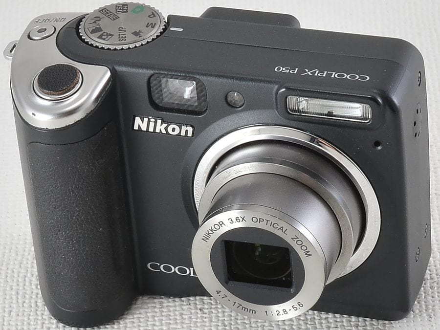 Nikon COOLPIX P50 元箱付 - デジタルカメラ