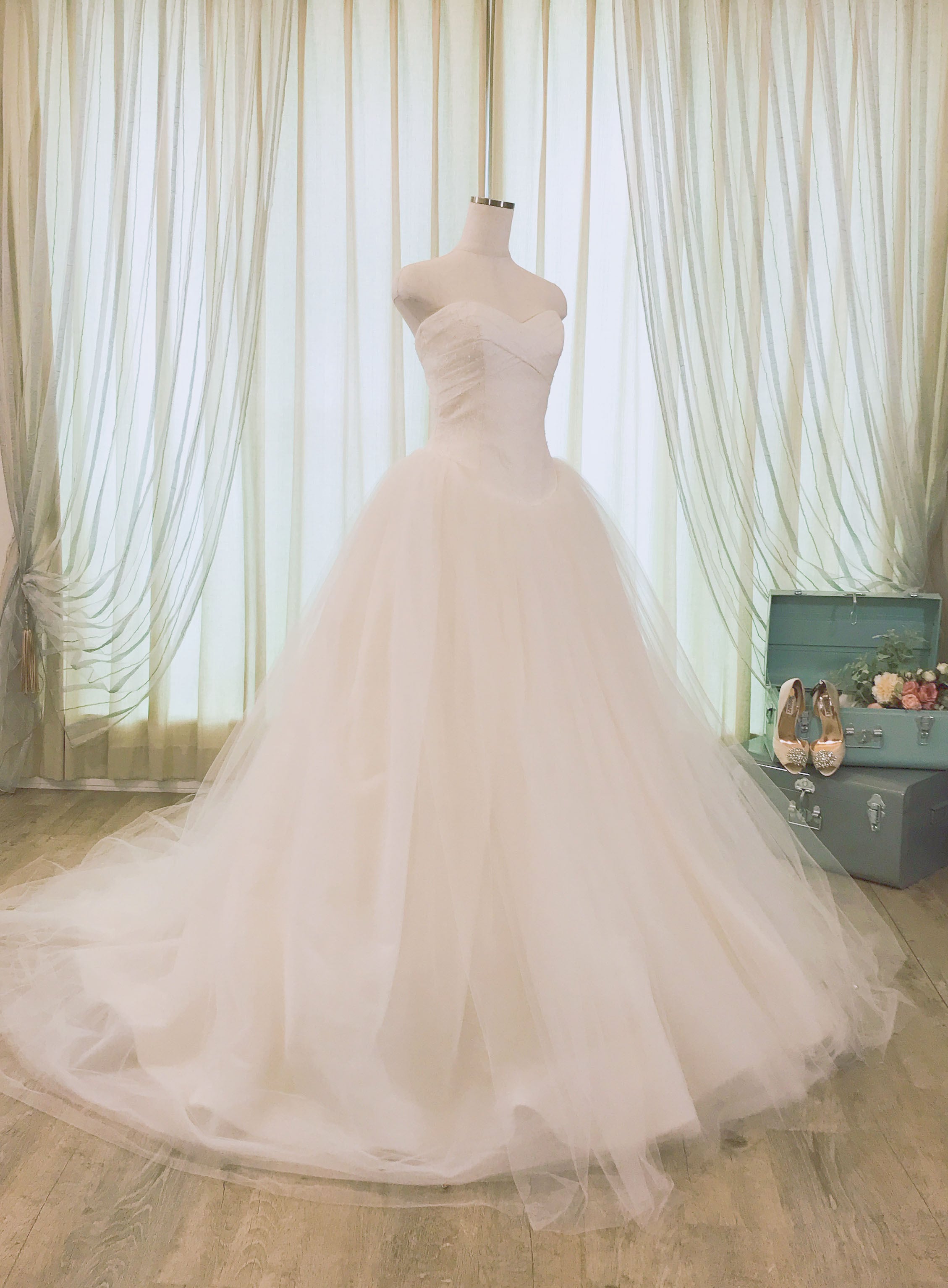 Vera Wang 1g029(通称バレリーナ) US2【0803-07019】 | aMuse vie Bridal（アミューズヴィーブライダル）  powered by BASE