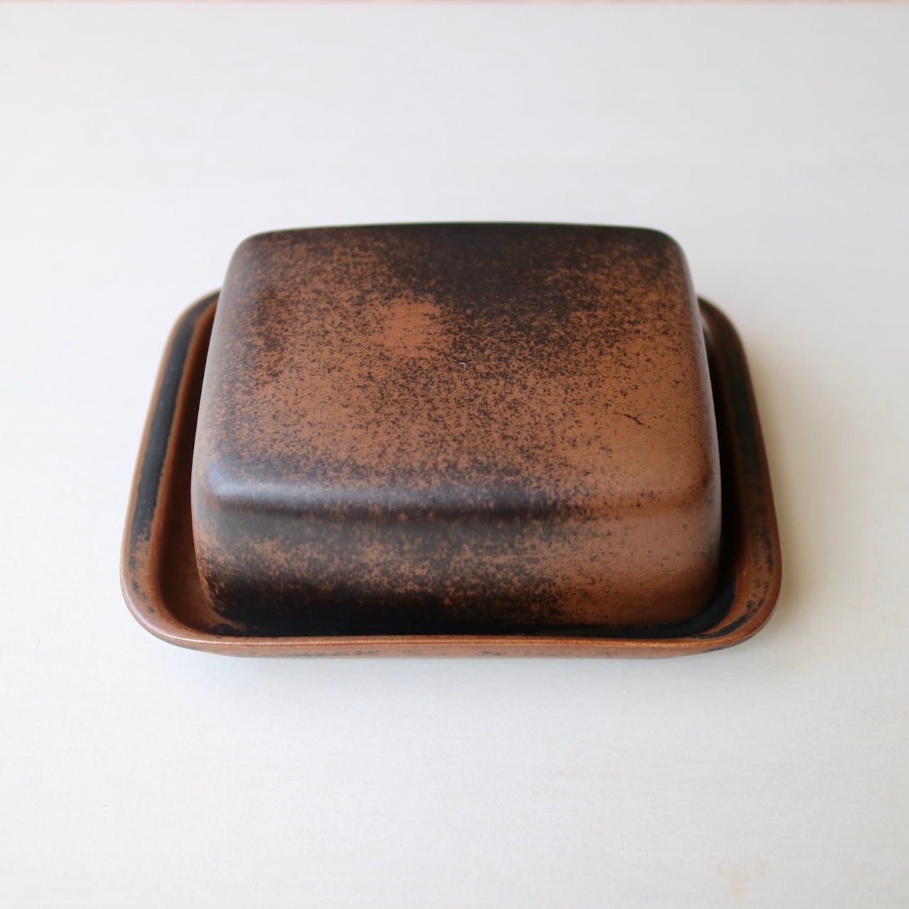 アラビア エミリア バターケース Arabia Emilia バターケース - 北欧アンティーク/ヴィンテージ食器や