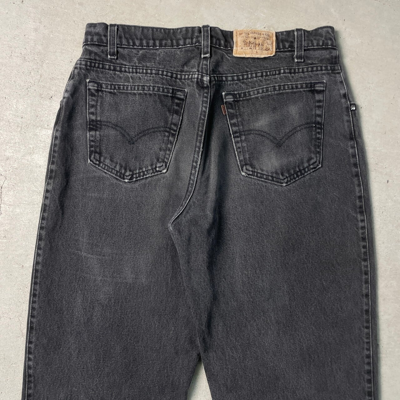 90年代 USA製 Levi's リーバイス 545 ルーズフィット ブラックデニムパンツ バギー バギーデニム メンズW36 古着 90s LOOSE FIT ヴィンテージ VINTAGE ジーンズ フェードブラック 黒 90年代 USA製 Levi's リーバイス 545 ルーズフィット ブラックデニム