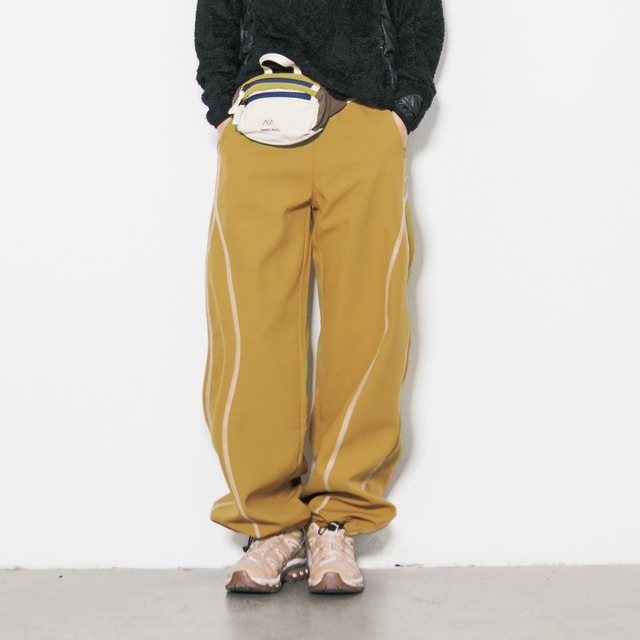 カーブラインアウトドアパンツ C00950