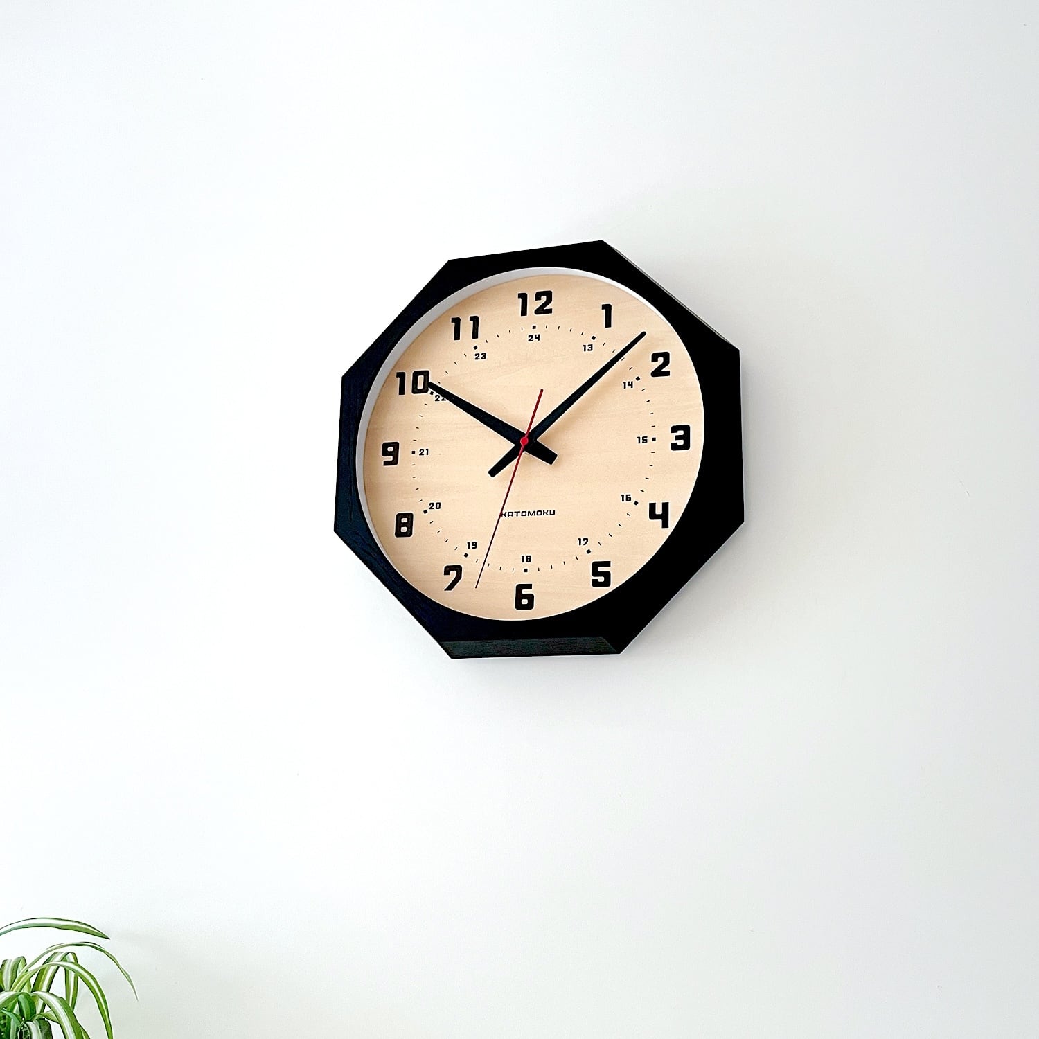 KATOMOKU muku clock 8 八角形 ブラック km-81BK8 掛け時計 | 加藤木工