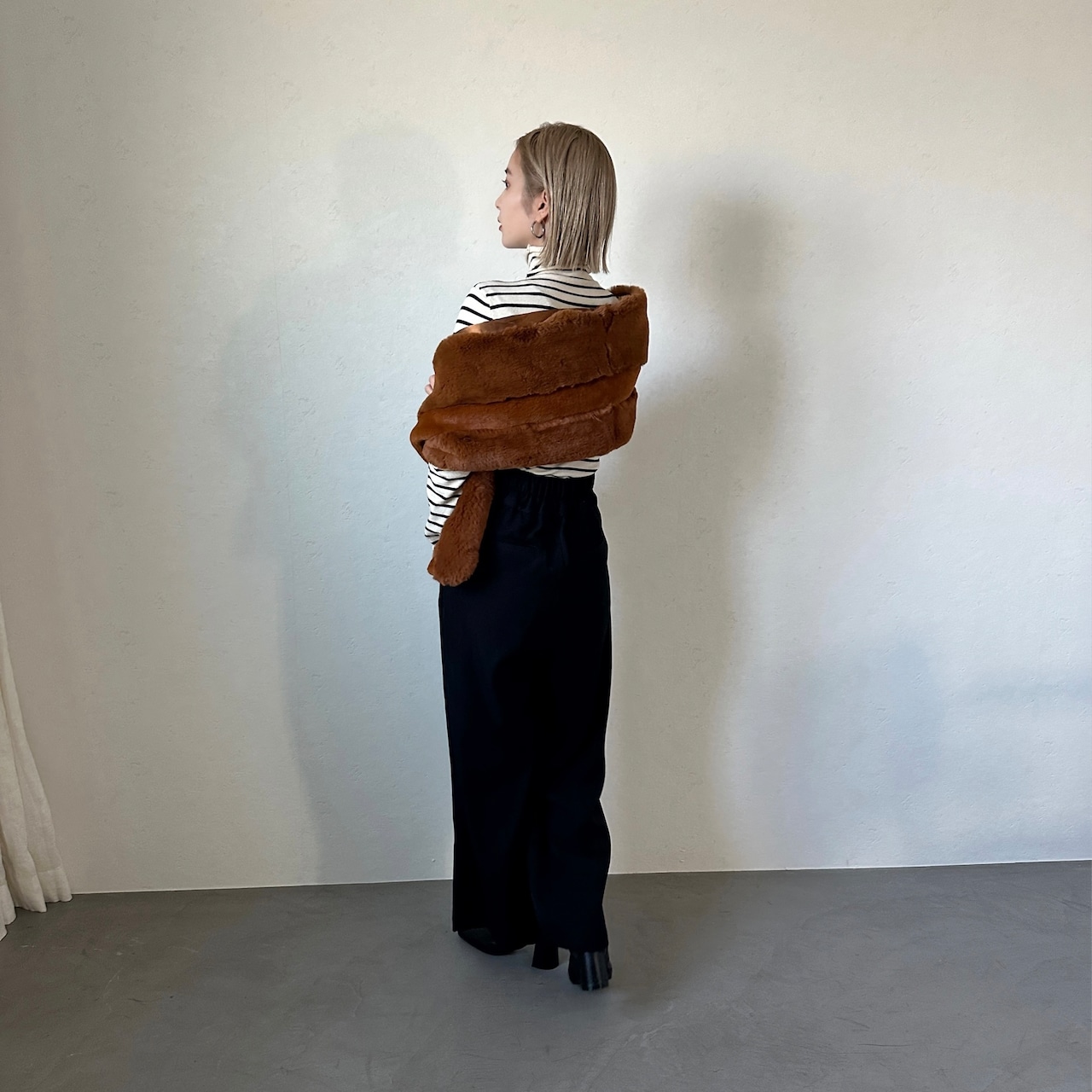 eco fur cape/brown