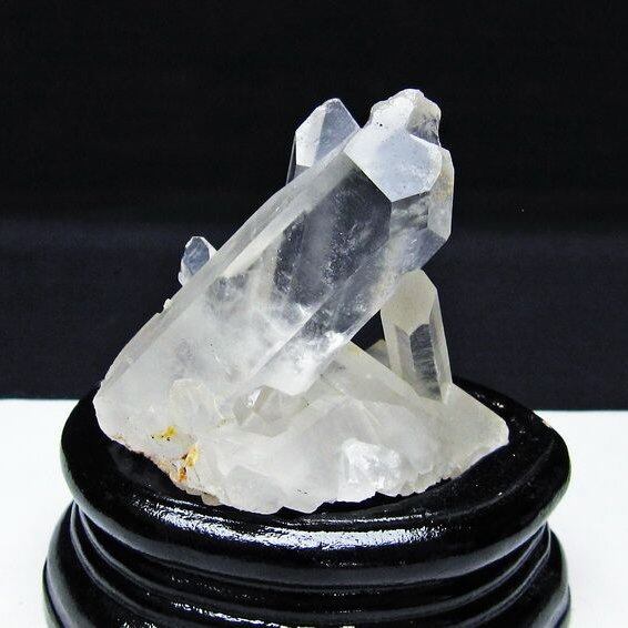 水晶 クラスター マダガスカル産 台座付属 水晶 原石 一点物 172-4353