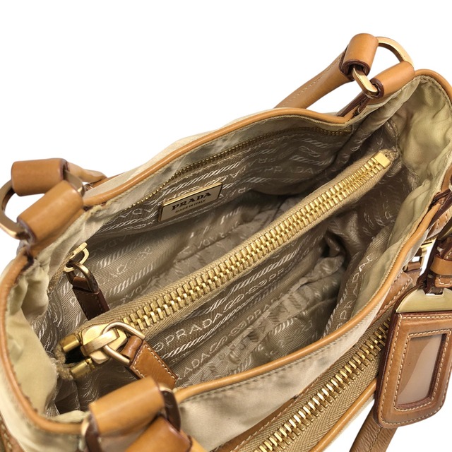 PRADA プラダ ハンドバッグ ベージュ トライアングルロゴ ナイロン サイドポケット vintage ヴィンテージ オールド a35ftn