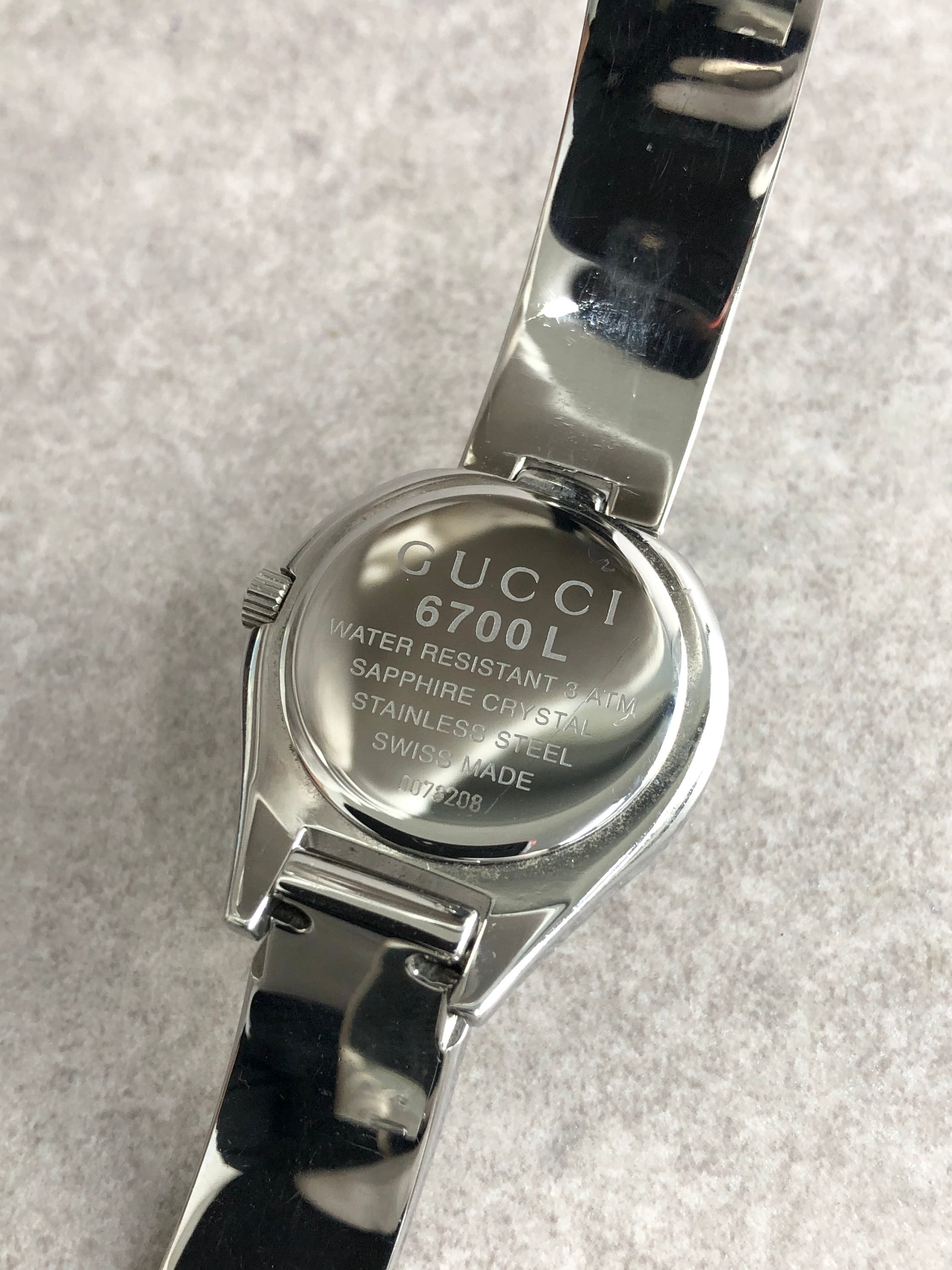 GUCCI グッチ 腕時計 シルバー ステンレススチール クウォーツ