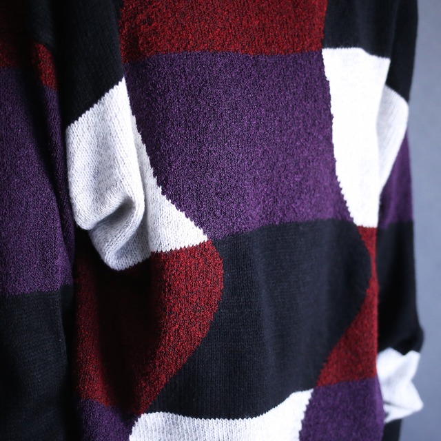 "歪み” square panel pattern loose silhouette knit sweater