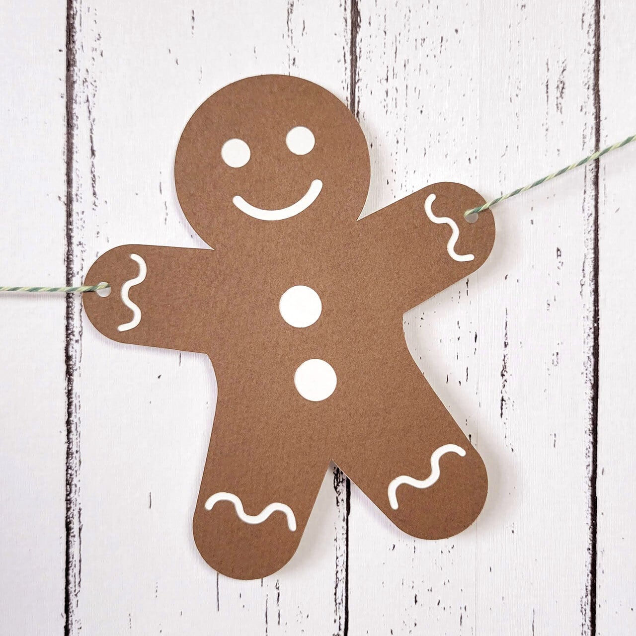 ジンジャーマンガーランド】クリスマスのおしゃれで可愛い壁面飾り