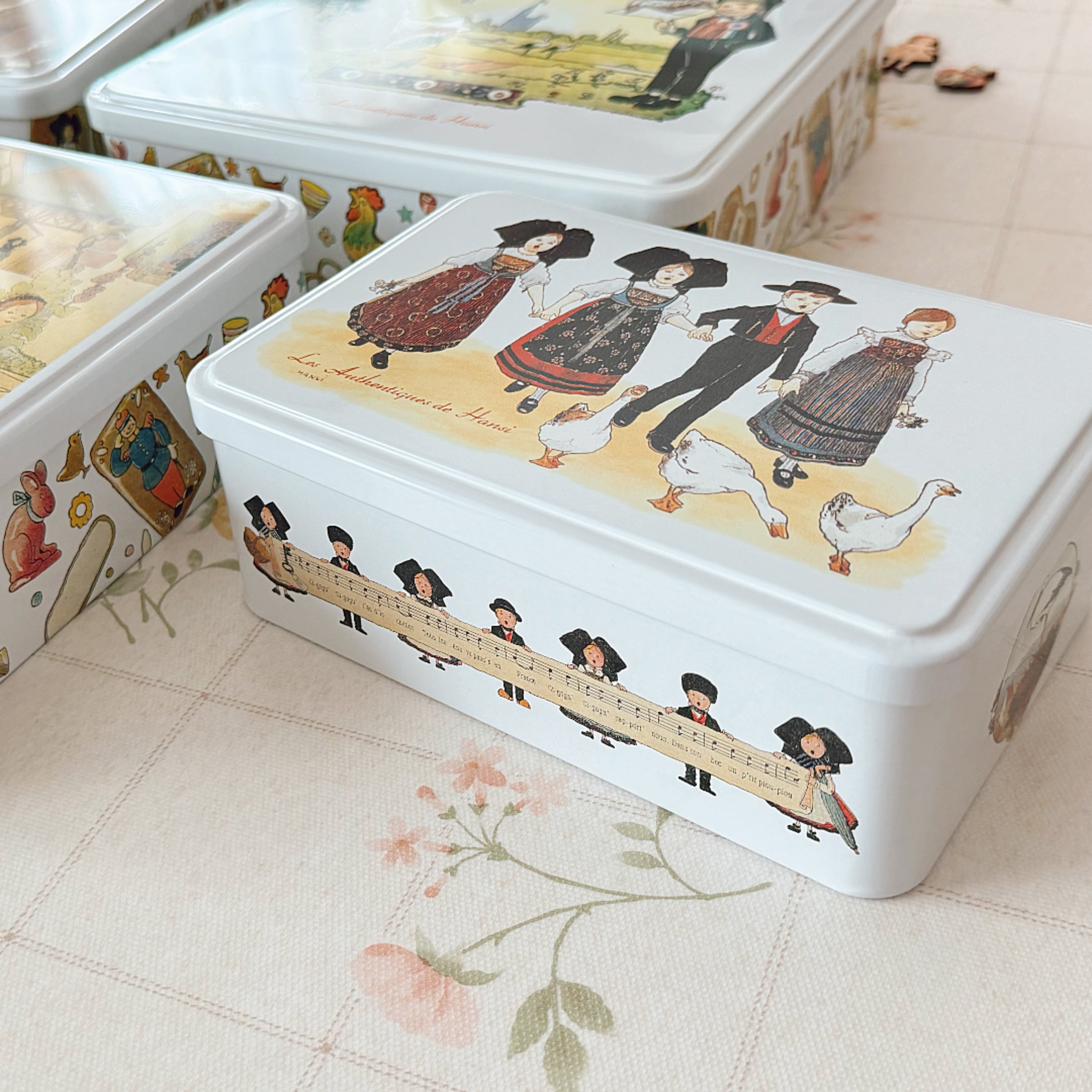フランスの絵本みたいなTIN缶 長方形 全4種☆Hansi アルザス ブリキ缶