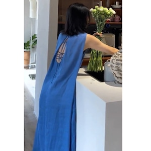 klein blue cutout back dress<d3092>