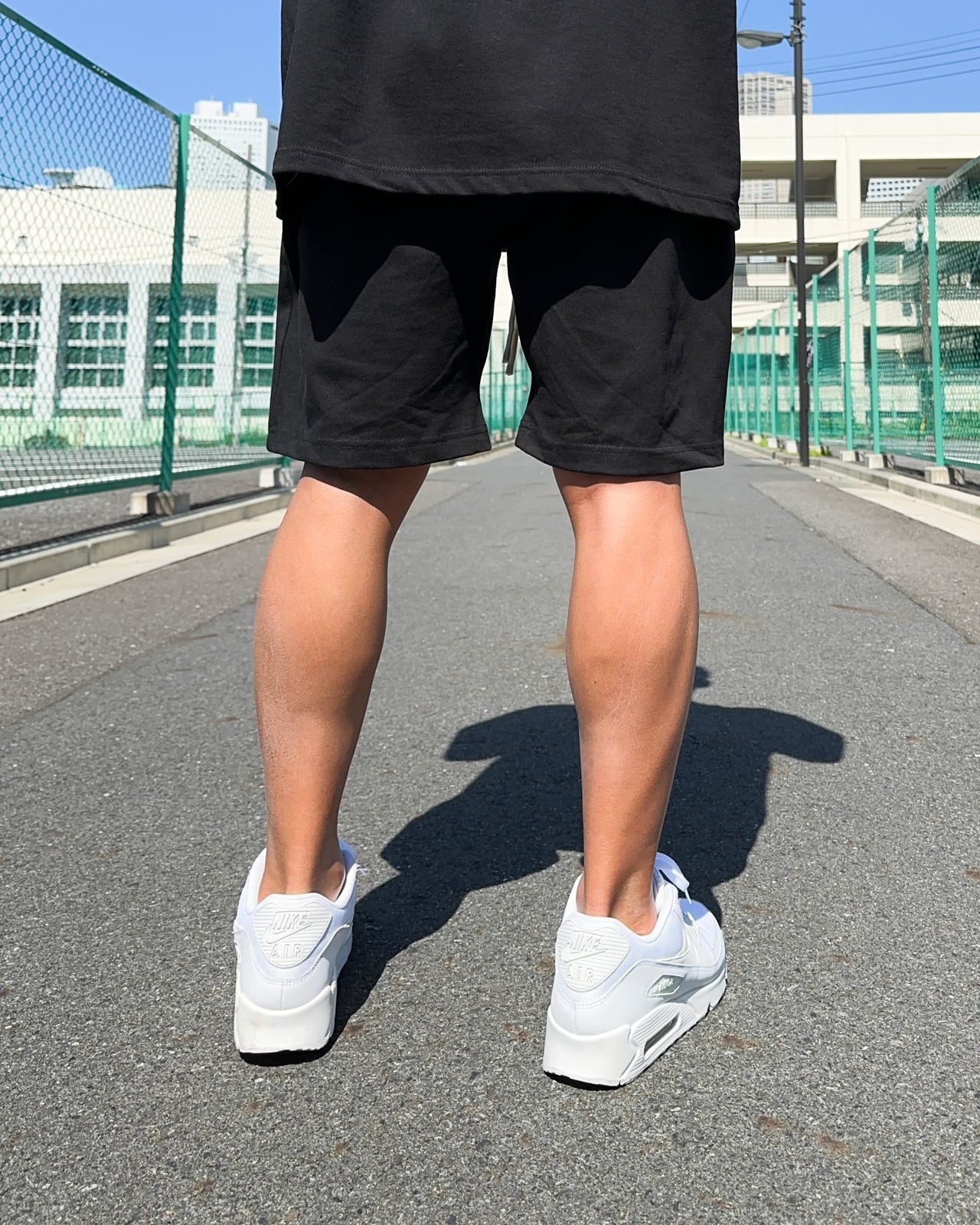 BASIC ONE POINT MAGNUM WEIGHT EASY SHORTS - BLACK