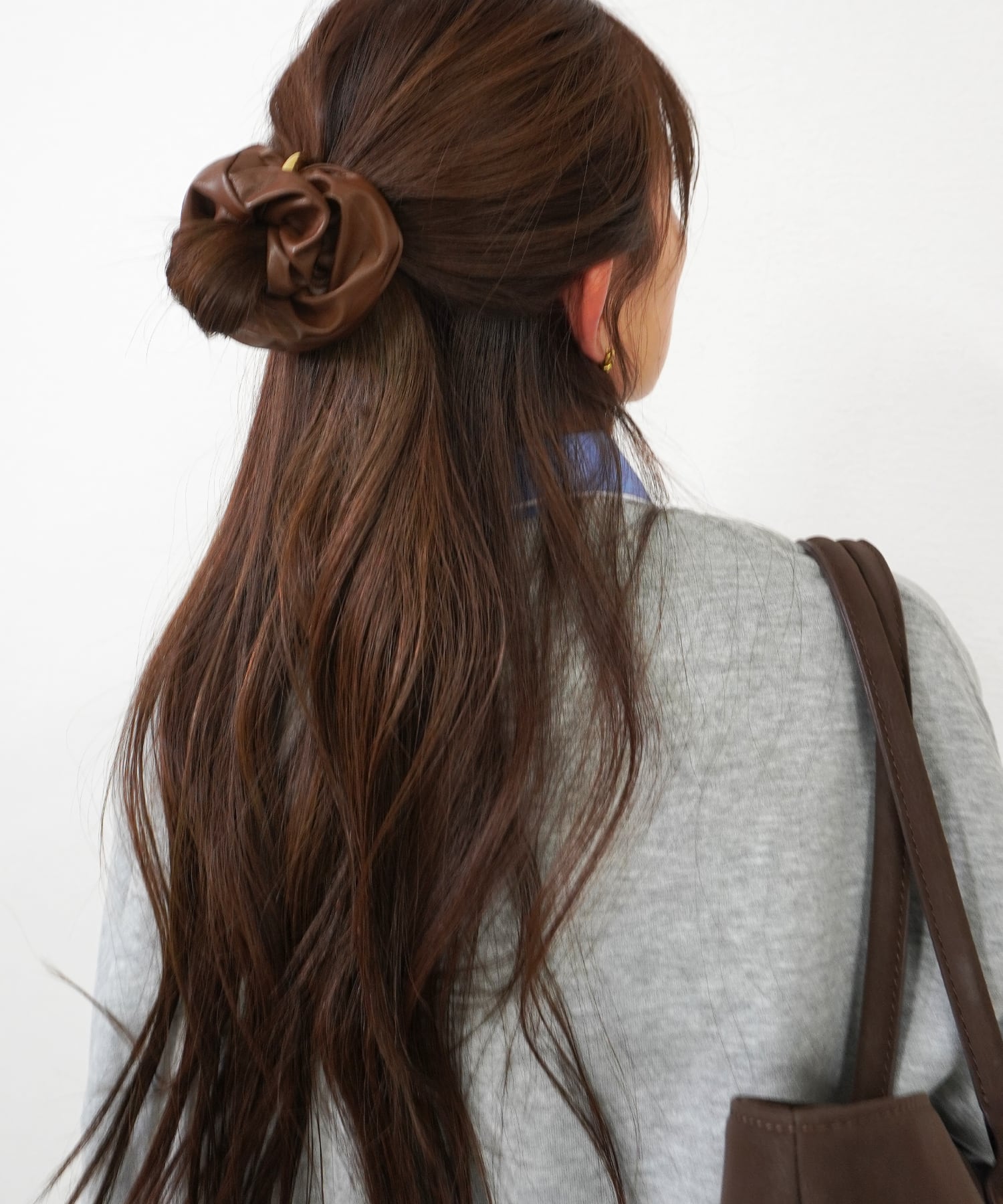 レザーシュシュ 5281095(1028)