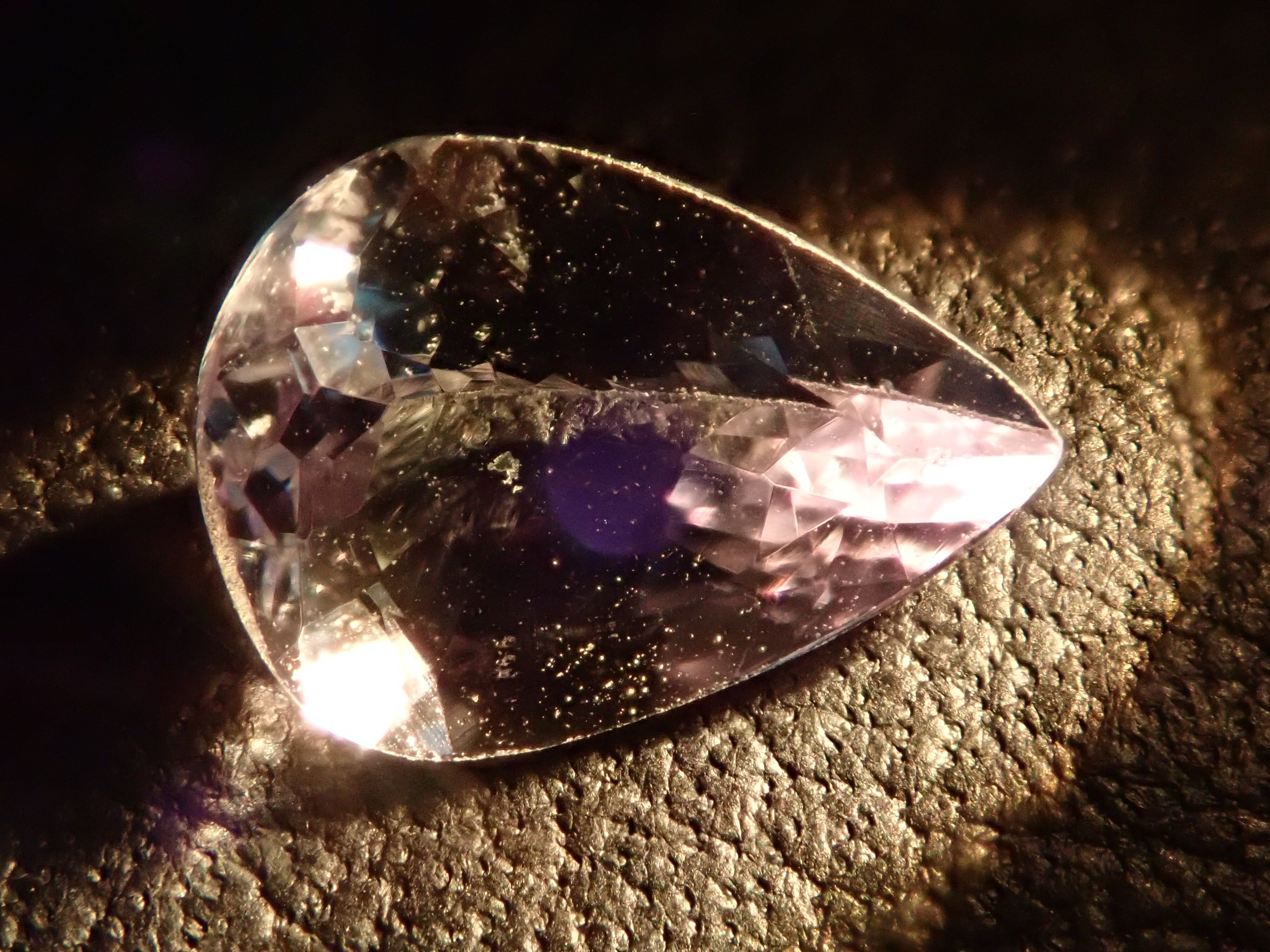 タンザニア産バイカラータンザナイト 0.652ct | Gem Shop Urcaguary