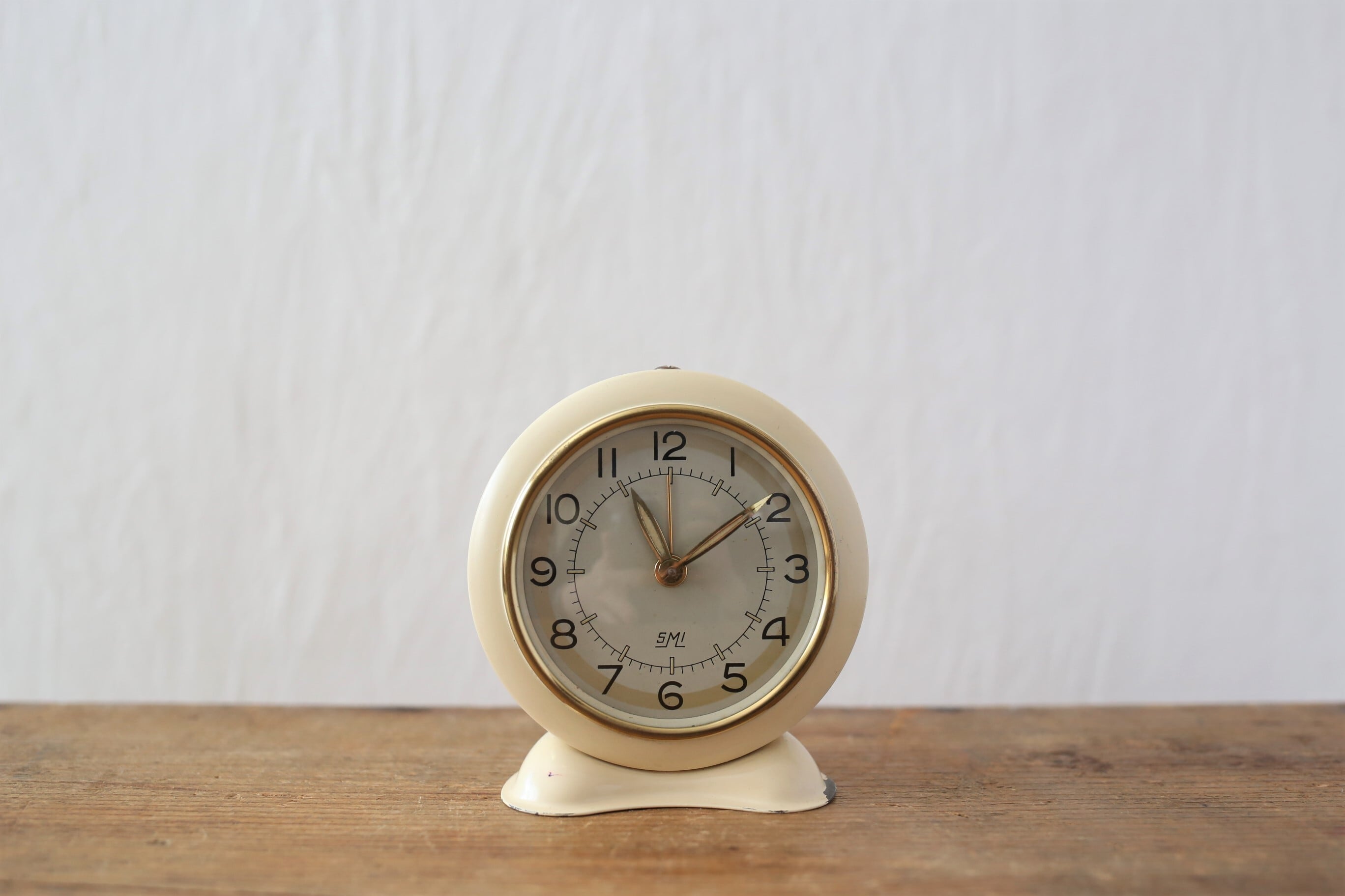 フランス アンティーク ヴィンテージ SMI社 置時計 (アイボリー×ゴールド) N-03605