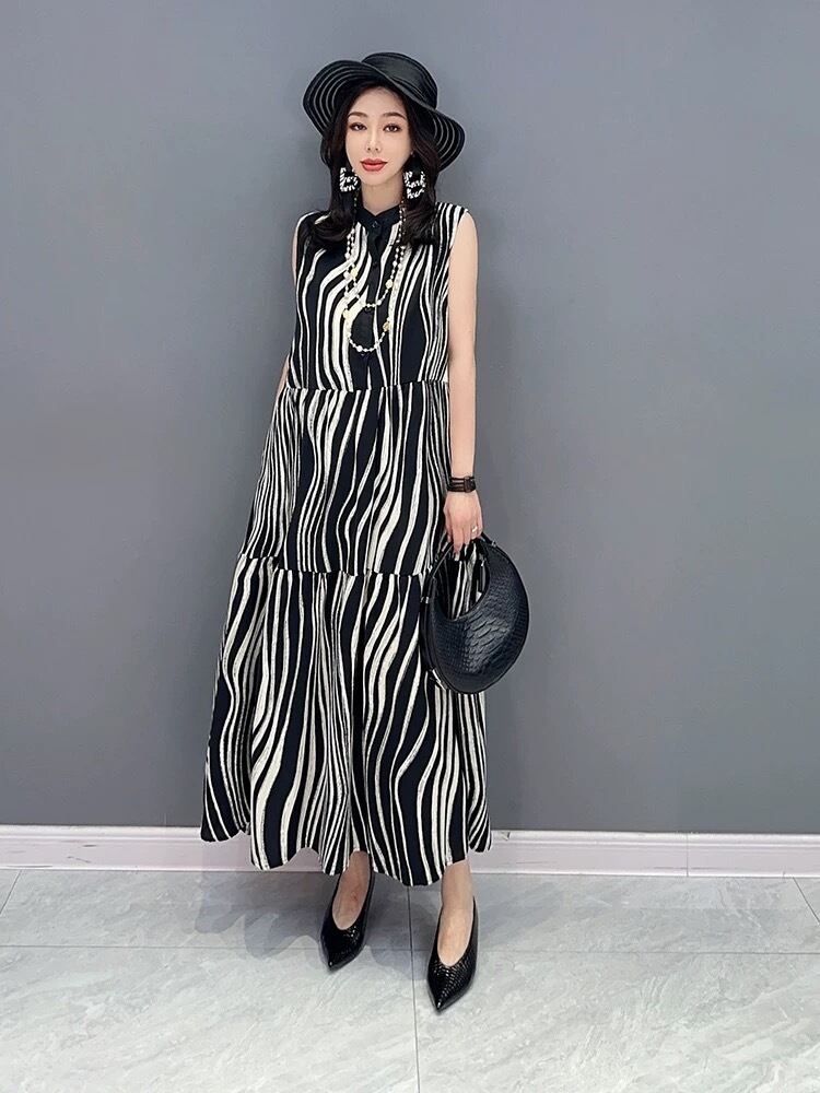 VIVIENNE TAM 花柄ノースリーブロングワンピース VIVIENNE TAM 花柄 ノースリーブ ワンピース VIVIENNE TAM 花柄